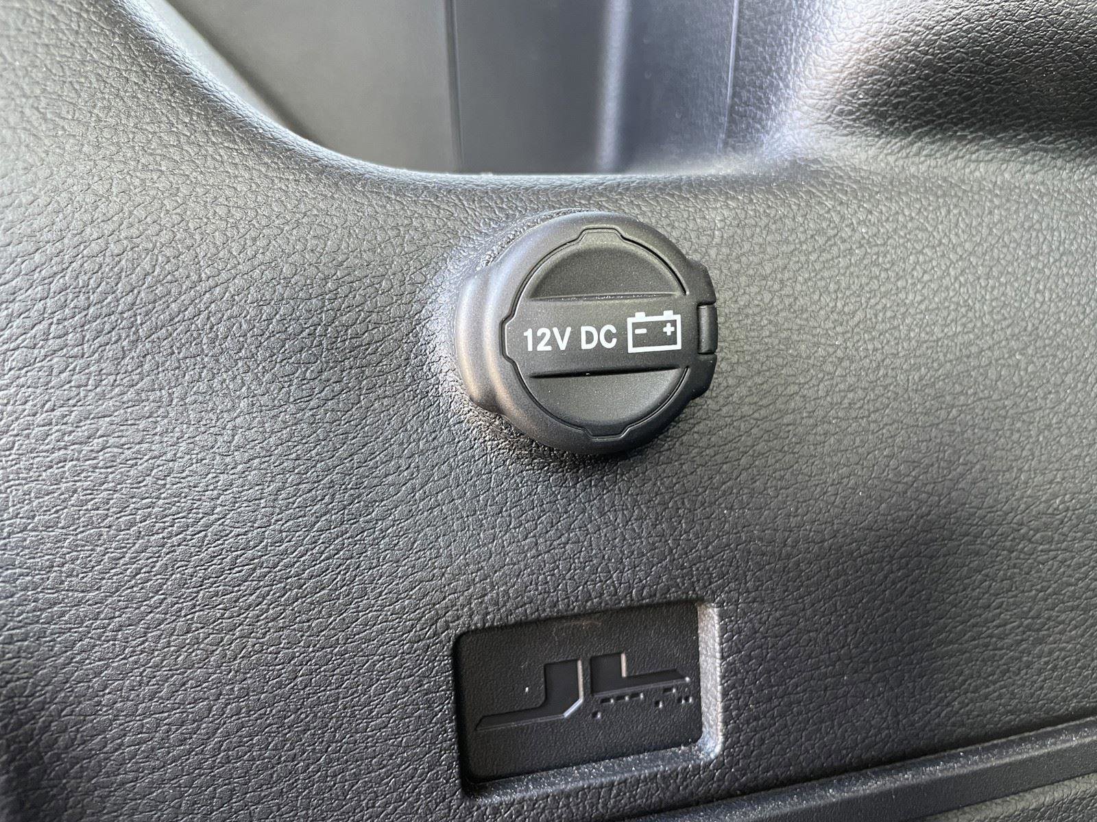 Used 2024 Jeep Wrangler Sahara w/ Safety Group image 40