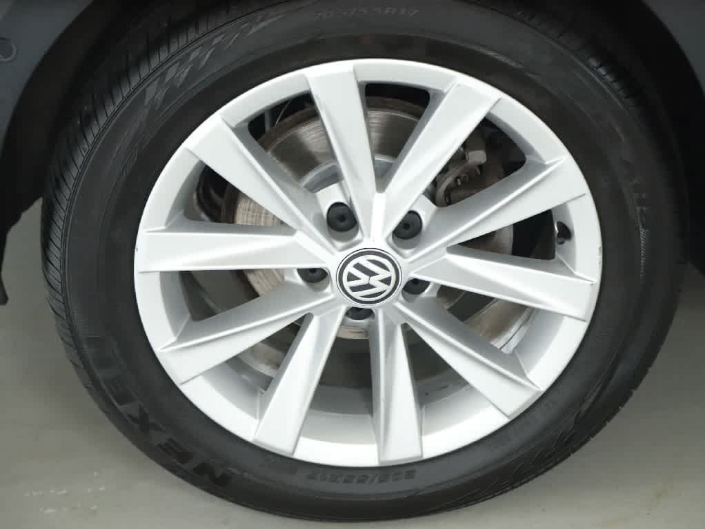 Used 2017 Volkswagen Golf Alltrack SE AWD/4WD image 12
