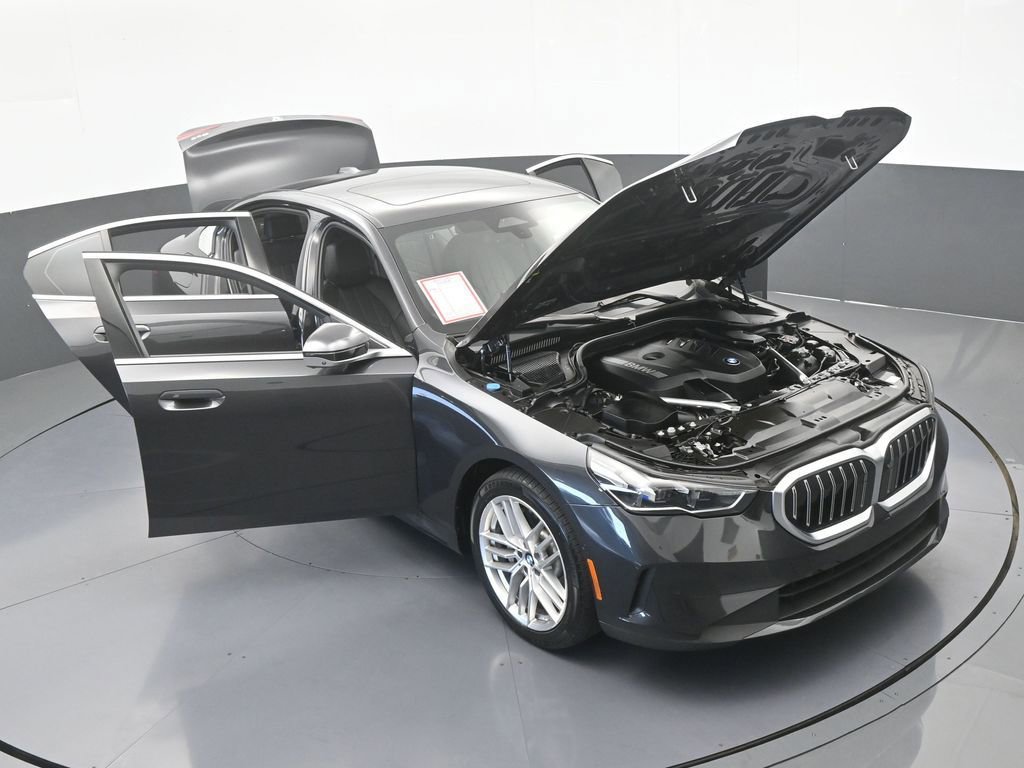 Used 2024 BMW 530i RWD image 76