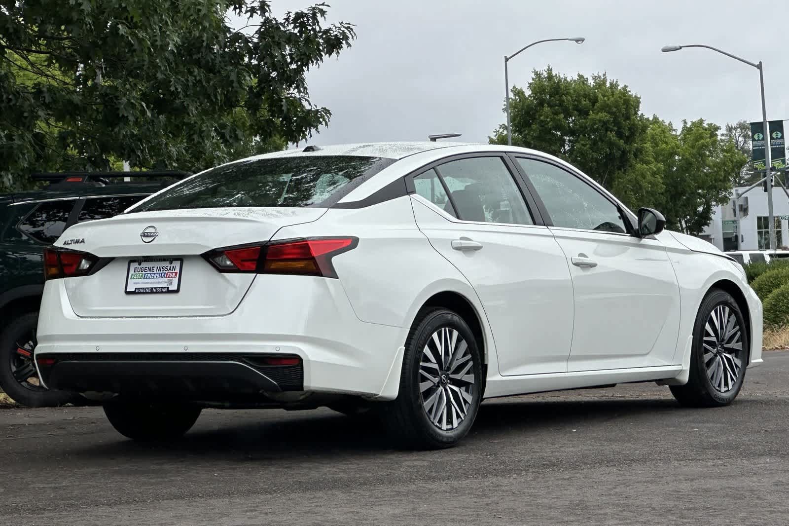 New 2026 Nissan Altima 2.5 SV FWD image 2