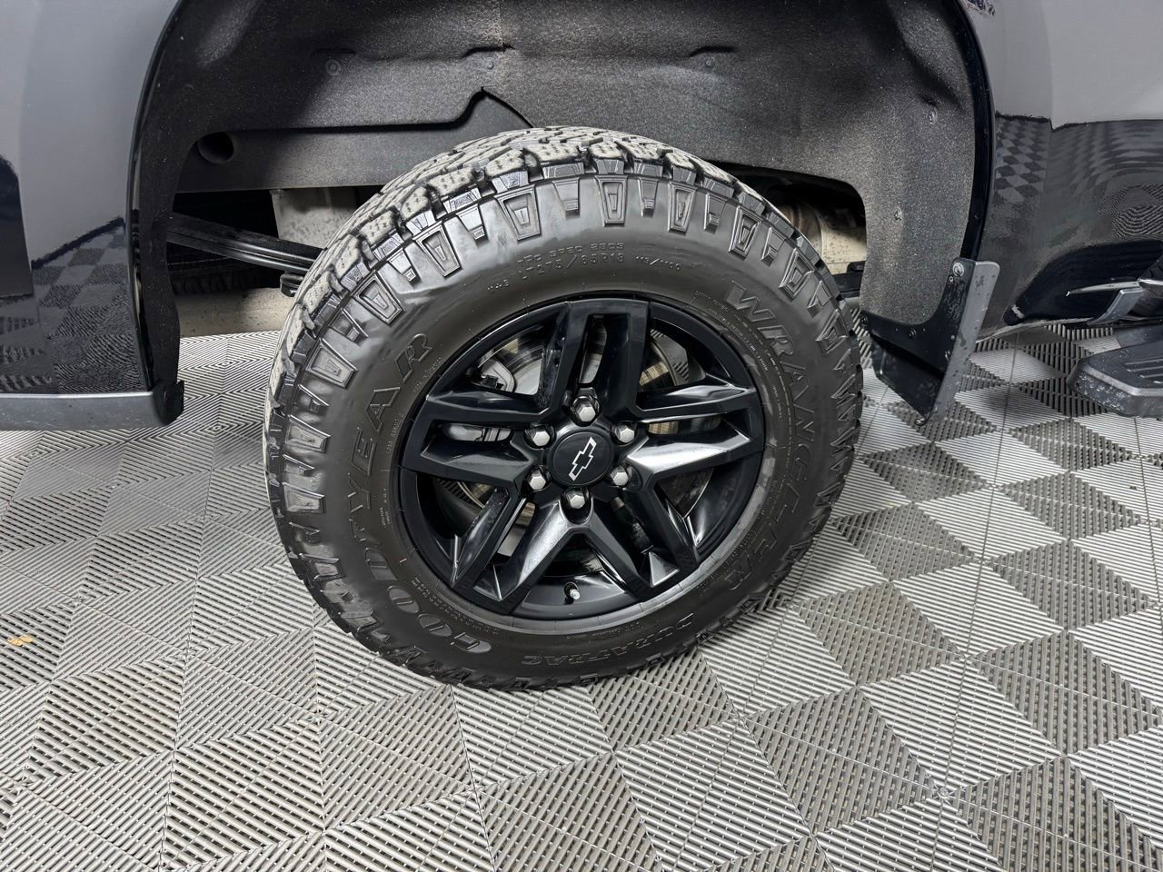 Used 2022 Chevrolet Silverado 1500 LT Trail Boss w/ Bed Protection Package image 33