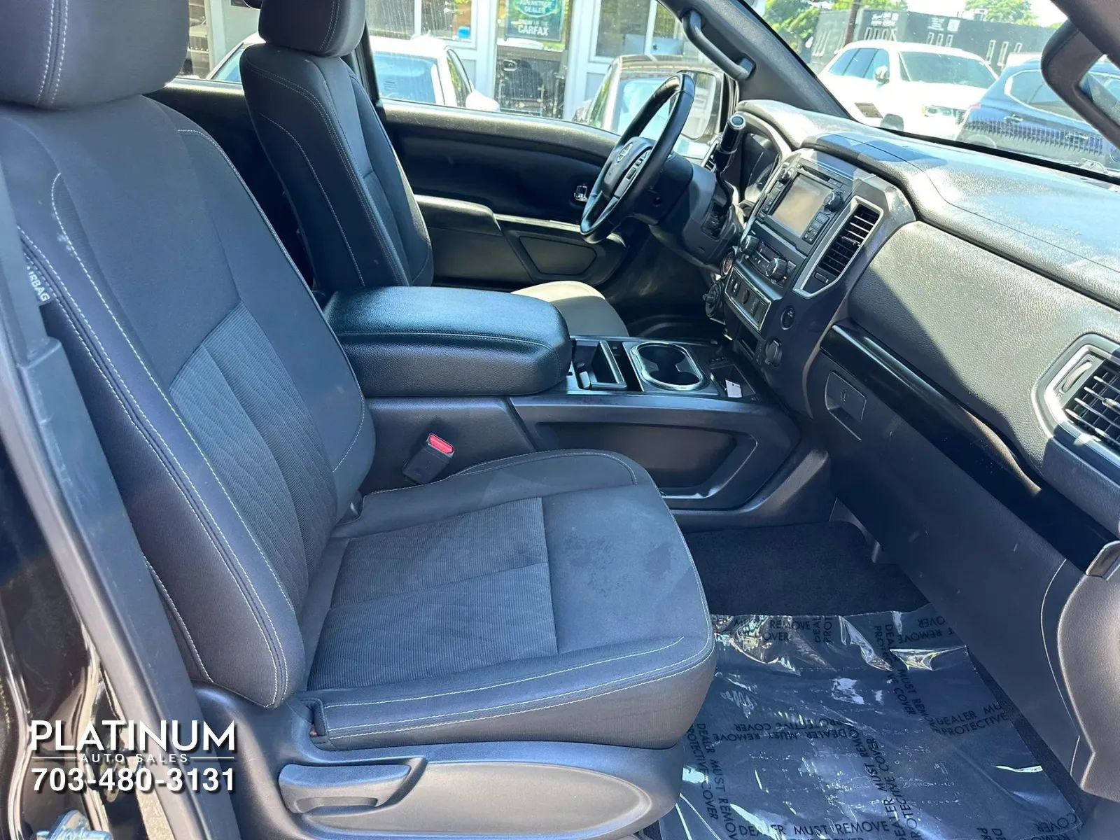 Used 2018 Nissan Titan SV w/ SV Convenience Package AWD/4WD image 15