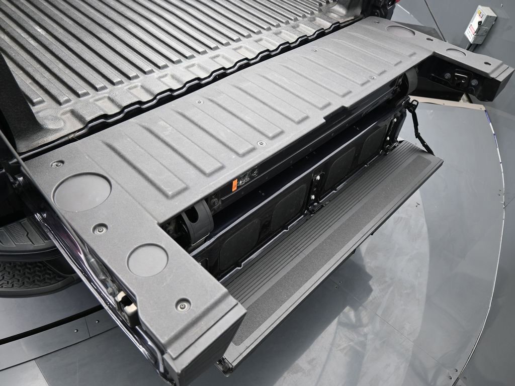 Used 2023 GMC Sierra 1500 Elevation w/ LPO, Elevation Black Package image 37