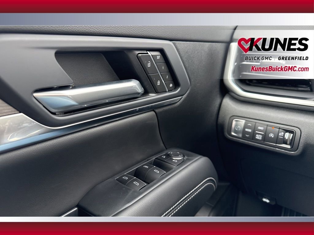 New 2026 GMC Terrain Denali w/ LPO, Floor Liner Package image 28