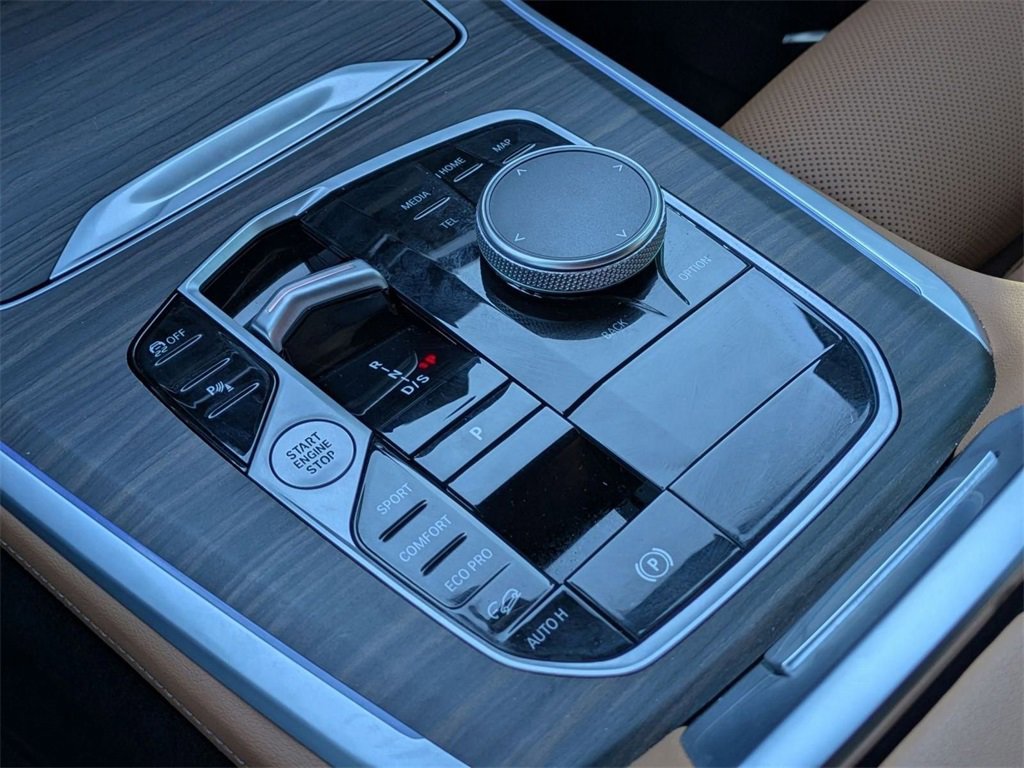 Used 2024 BMW X5 xDrive40i w/ Premium Package image 25