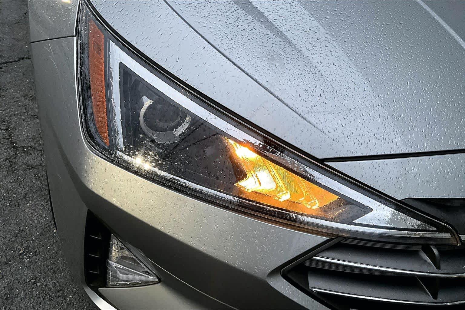 Used 2020 Hyundai Elantra Value Edition w/ Cargo Package (C1) FWD image 32