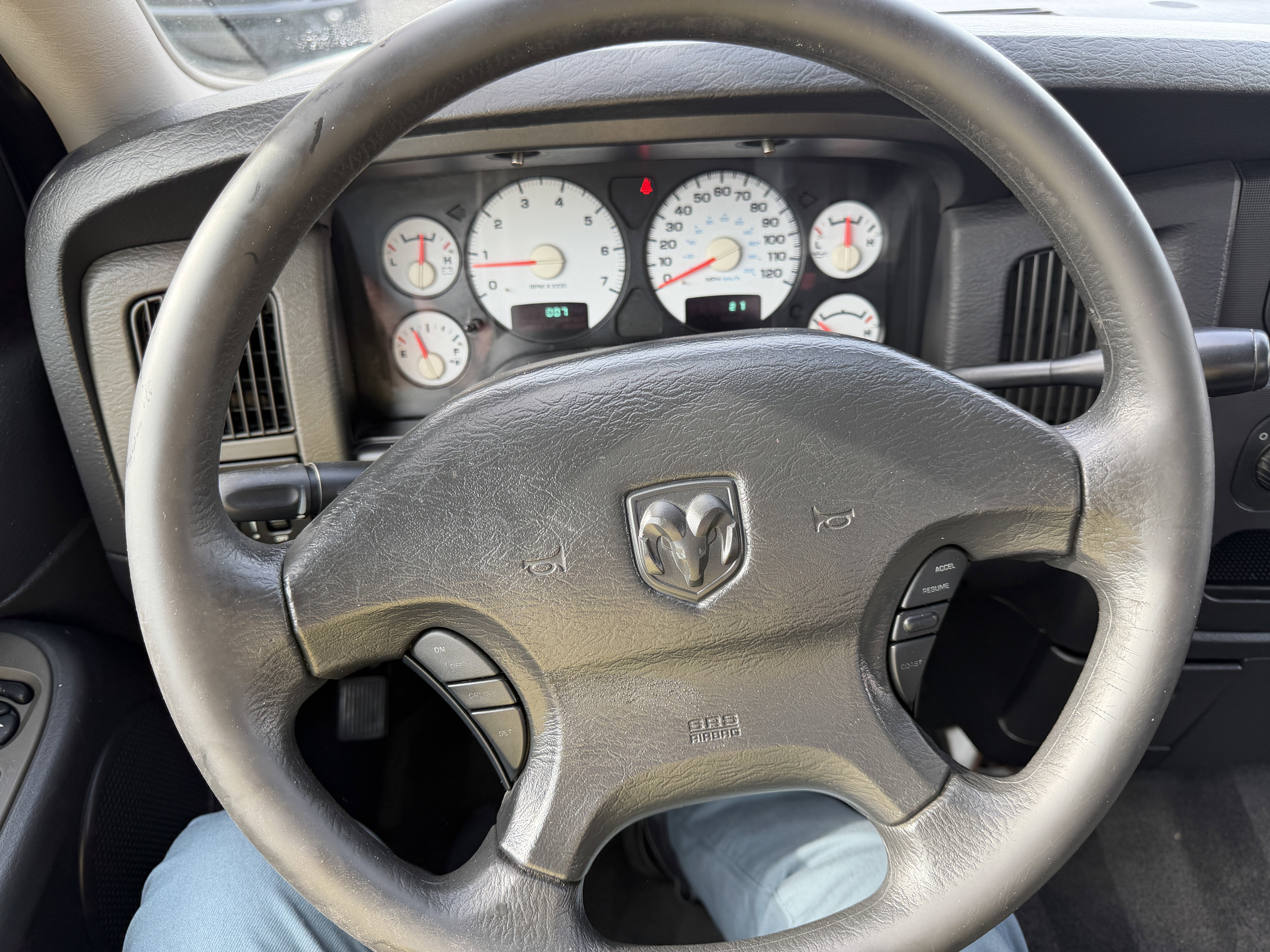 Used 2003 Dodge Ram 2500 Truck SLT image 20