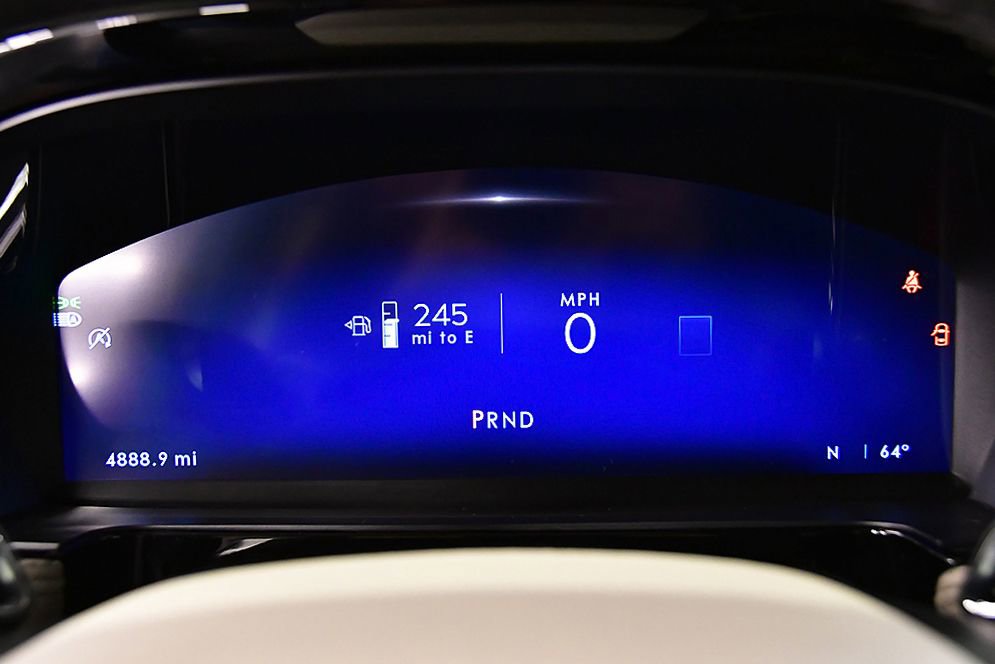 Used 2025 Lincoln Corsair AWD image 16