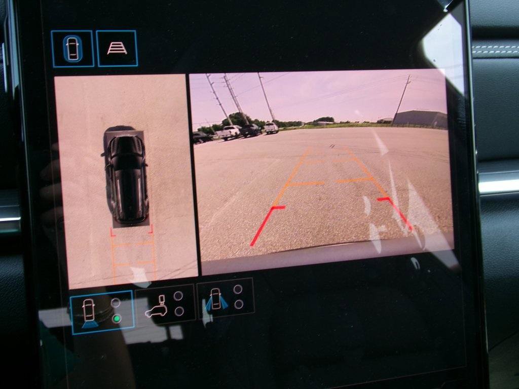 New 2026 GMC Terrain Elevation w/ Elevation Premium Package image 7