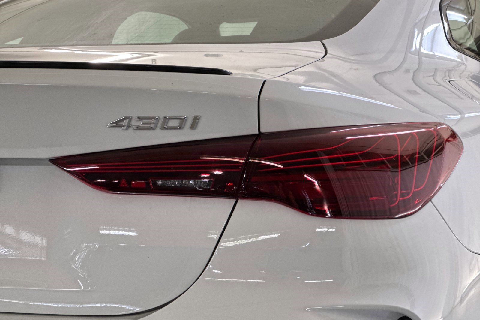Used 2026 BMW 430i Coupe w/ M Sport Package RWD image 12