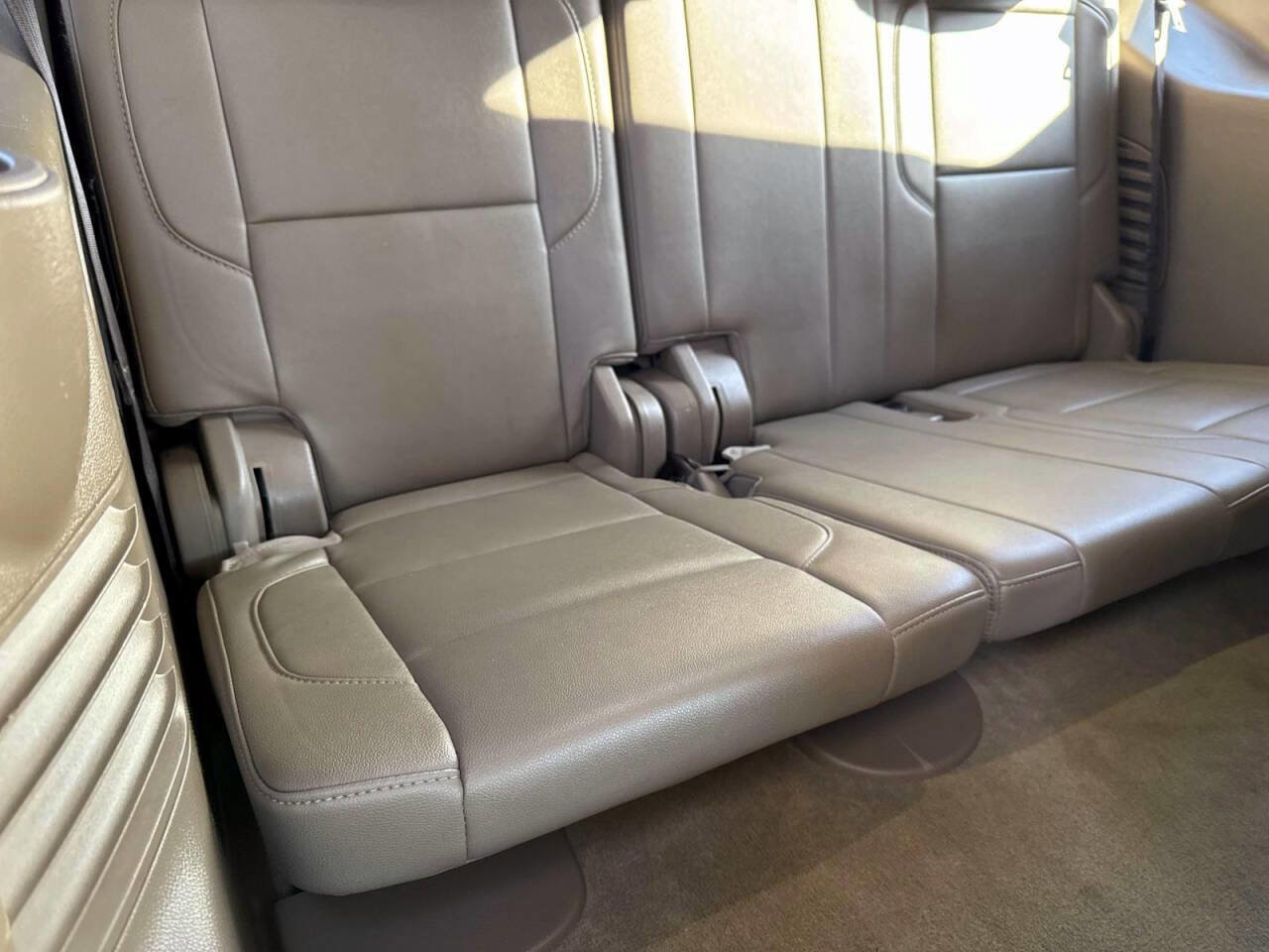 Used 2018 Chevrolet Tahoe LT image 12