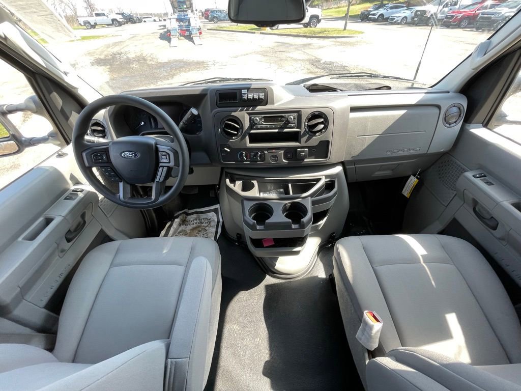 New 2026 Ford E-350 and Econoline 350 Super Duty w/ Power Equipment Group image 29