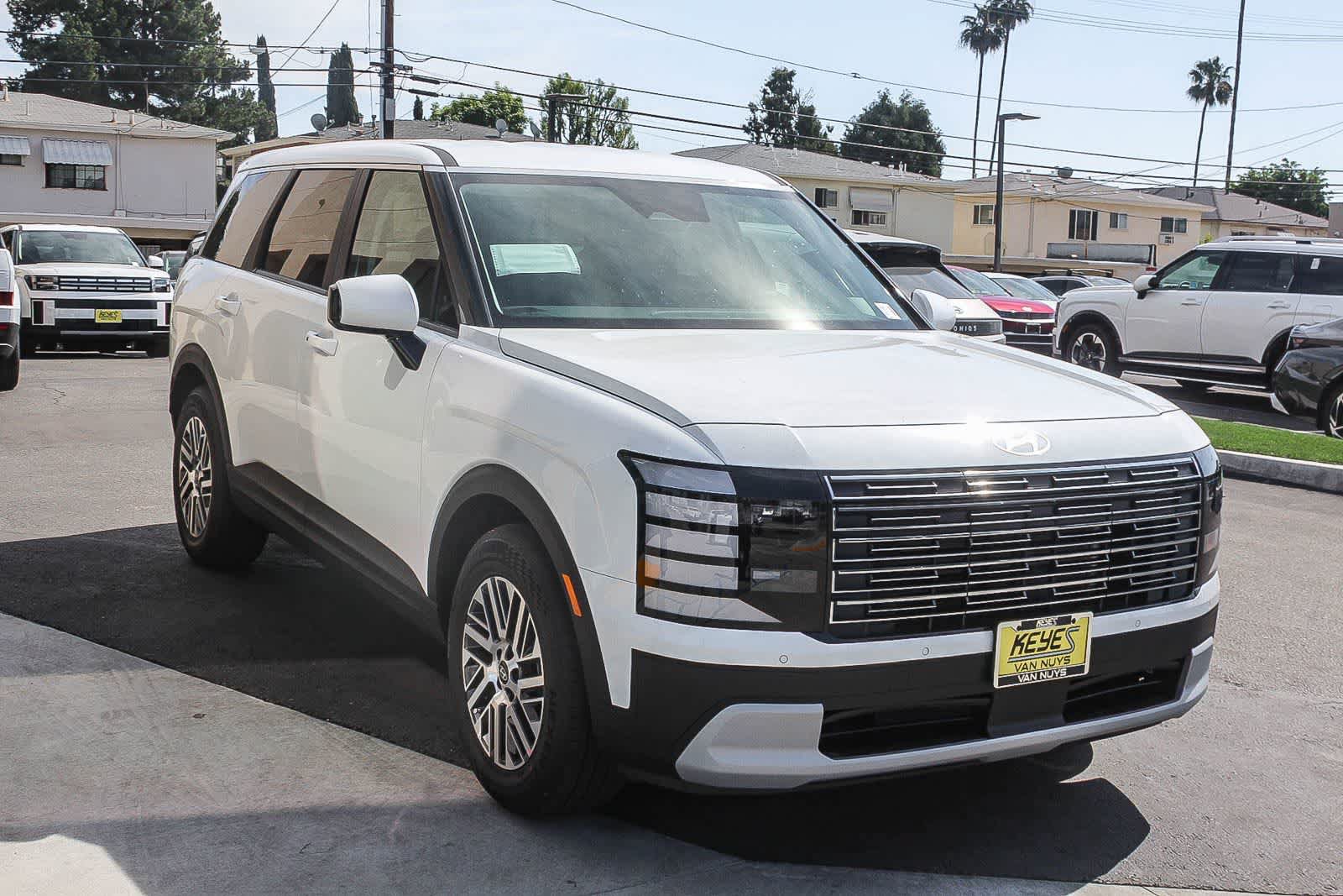 New 2026 Hyundai Palisade SE FWD image 3