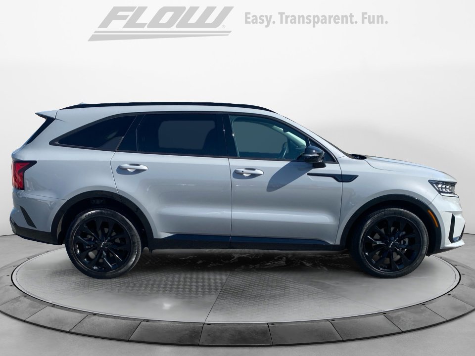 Used 2023 Kia Sorento SX image 10
