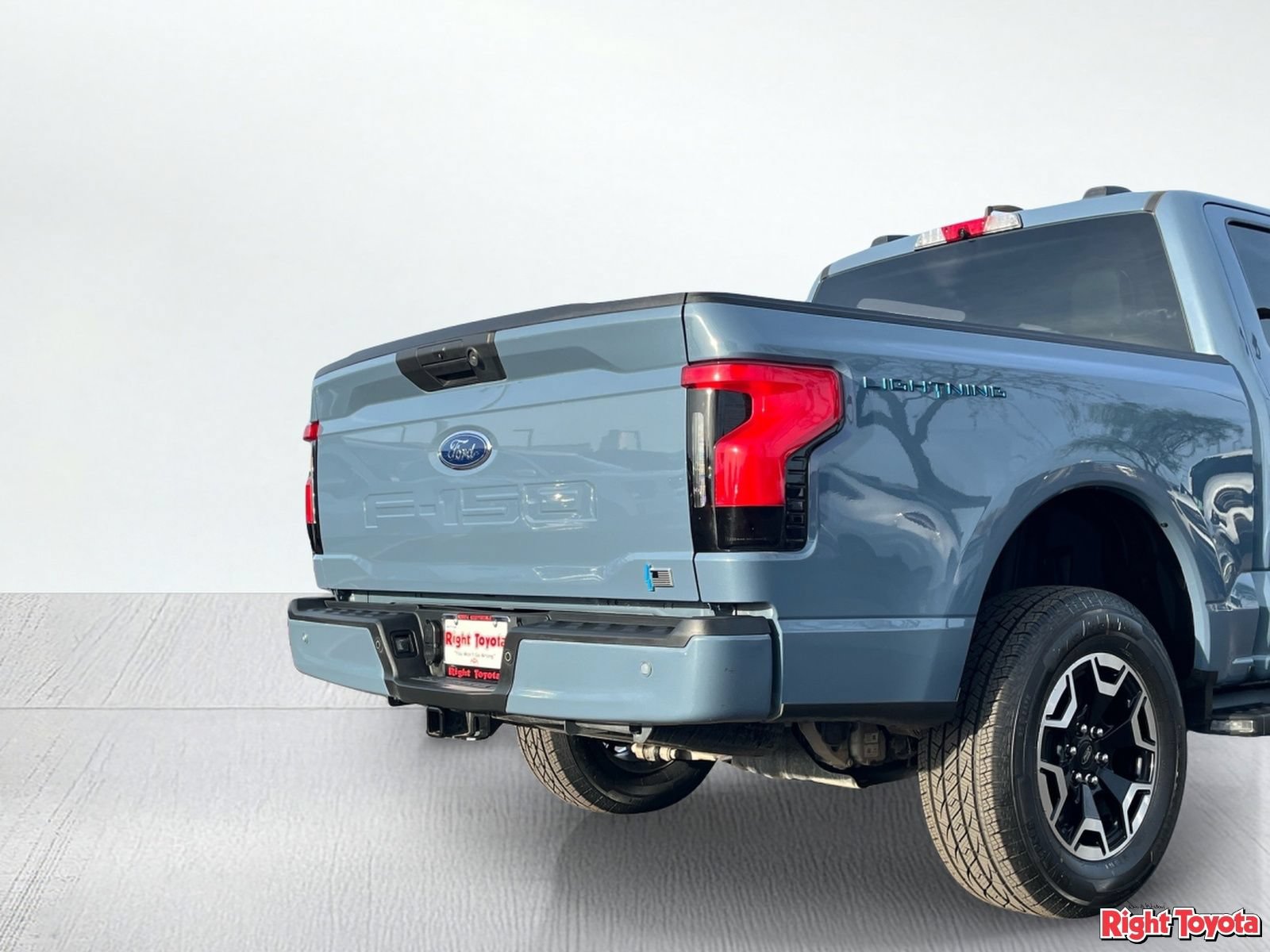 Used 2023 Ford F150 Lightning XLT w/ Tow Technology Package AWD/4WD image 11