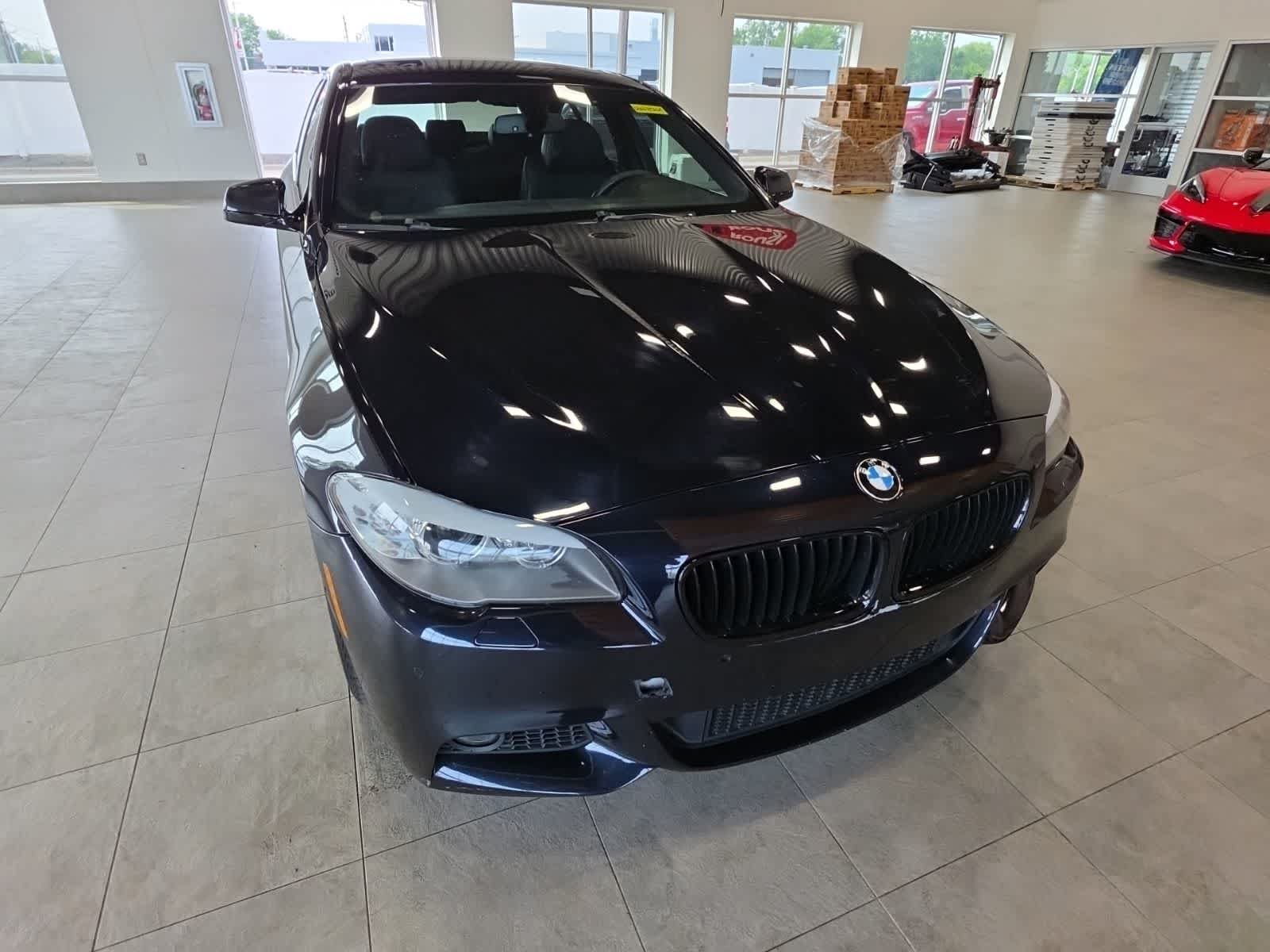 Used 2013 BMW 535i xDrive Sedan AWD/4WD image 4