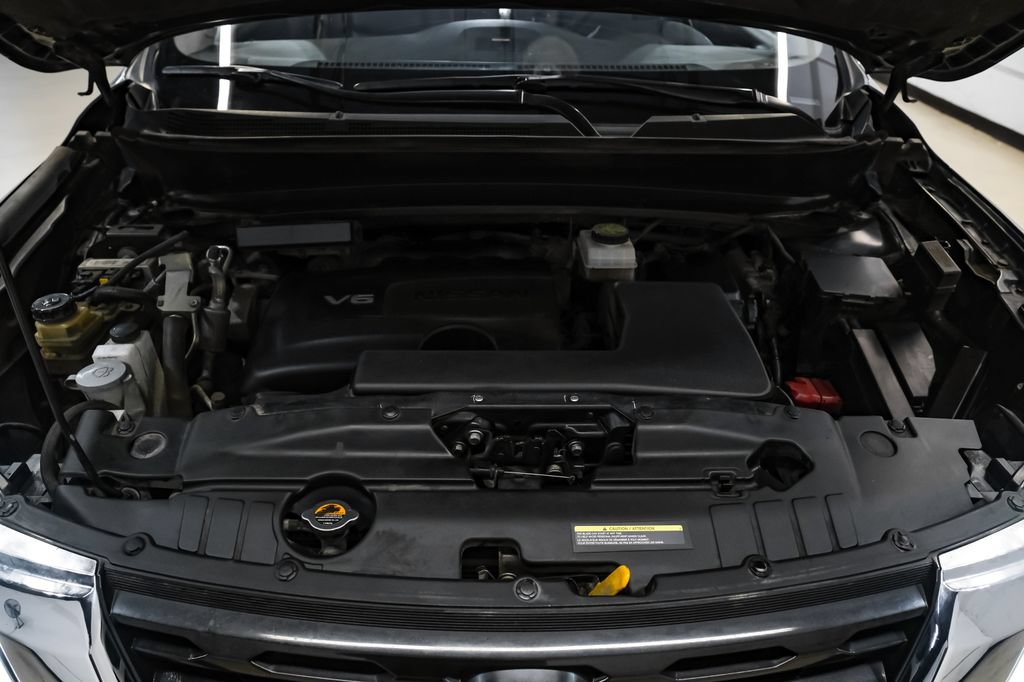 Used 2020 Nissan Pathfinder Platinum FWD image 56