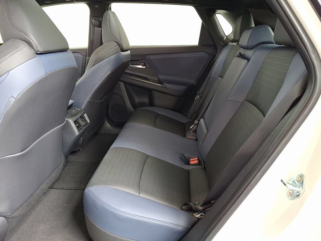New 2026 Subaru Solterra AWD/4WD image 9