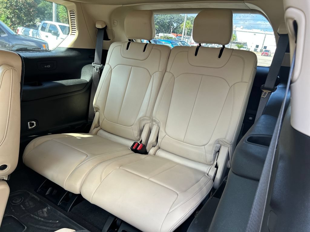 Used 2022 Jeep Grand Cherokee L Limited AWD/4WD image 14