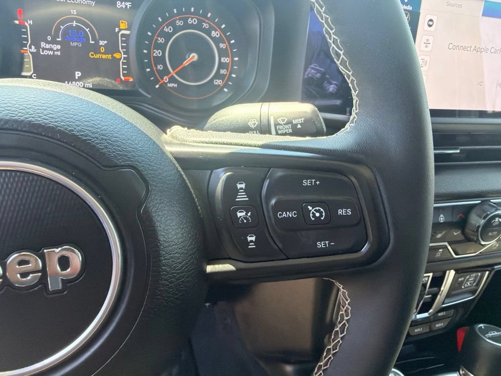 Used 2025 Jeep Gladiator Sport AWD/4WD image 17