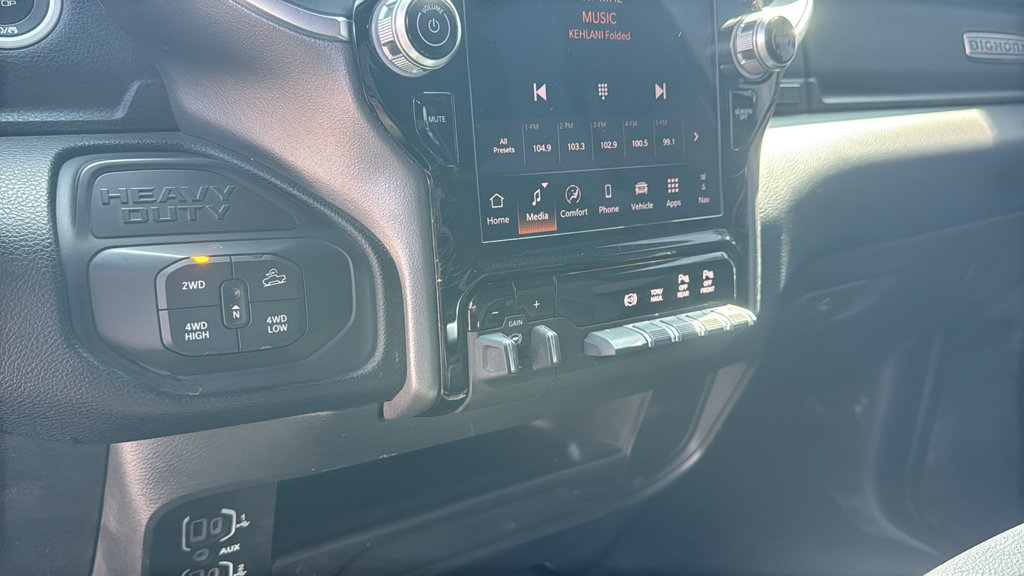Used 2025 RAM 2500 Big Horn AWD/4WD image 23