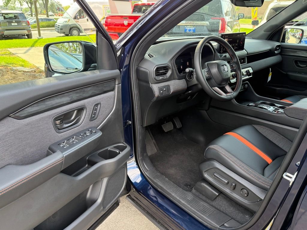 Certified 2026 Honda Passport TrailSport image 10
