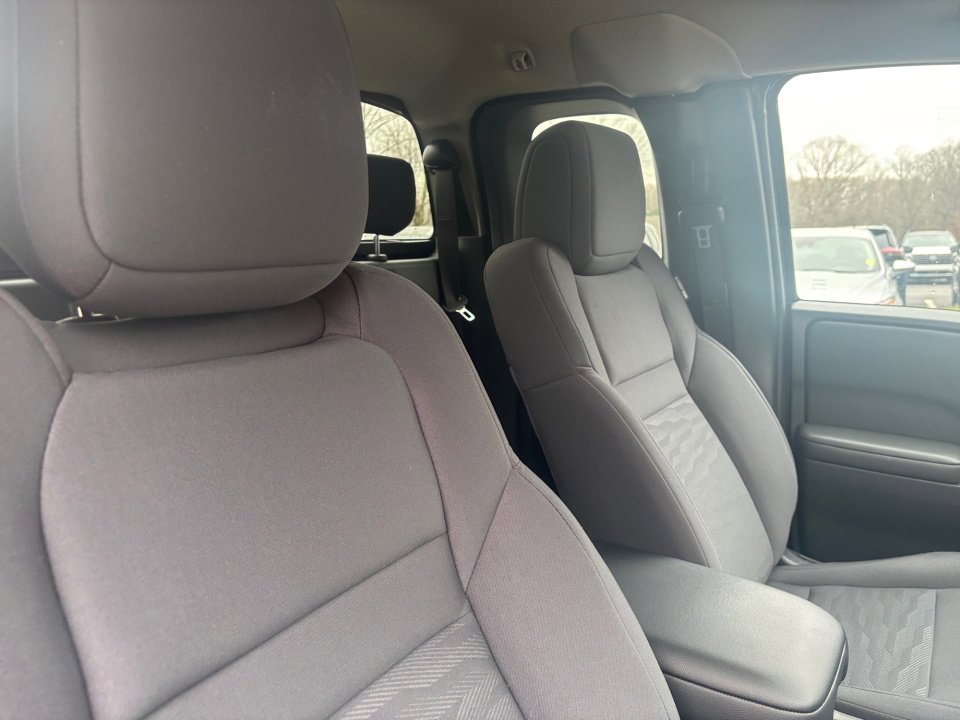 Used 2026 Nissan Frontier S w/ S Utility Package image 29