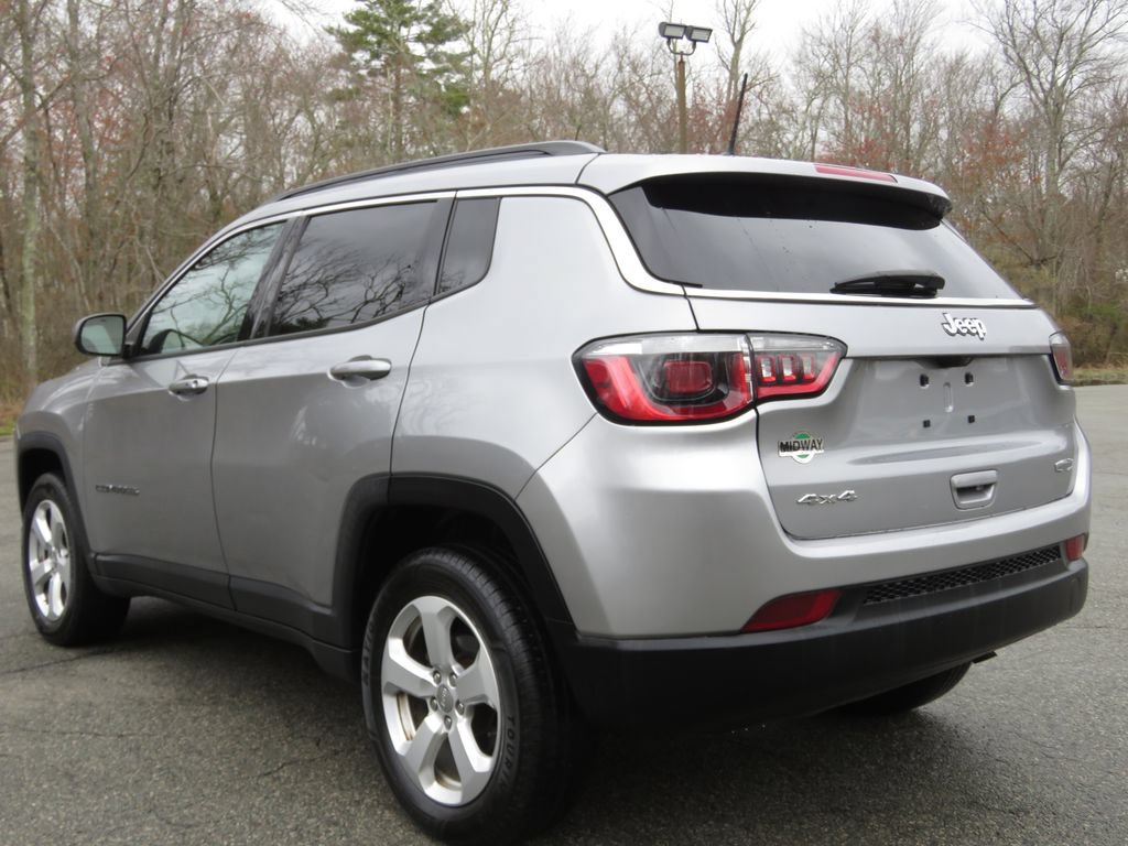 Used 2019 Jeep Compass Latitude w/ Popular Equipment Group AWD/4WD image 7