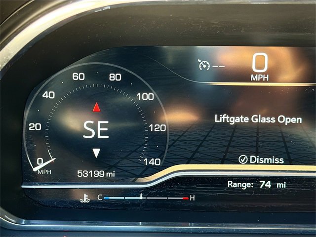 Used 2022 GMC Yukon XL AT4 image 42