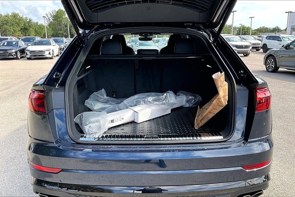 New 2026 Audi SQ8 Prestige AWD/4WD image 15
