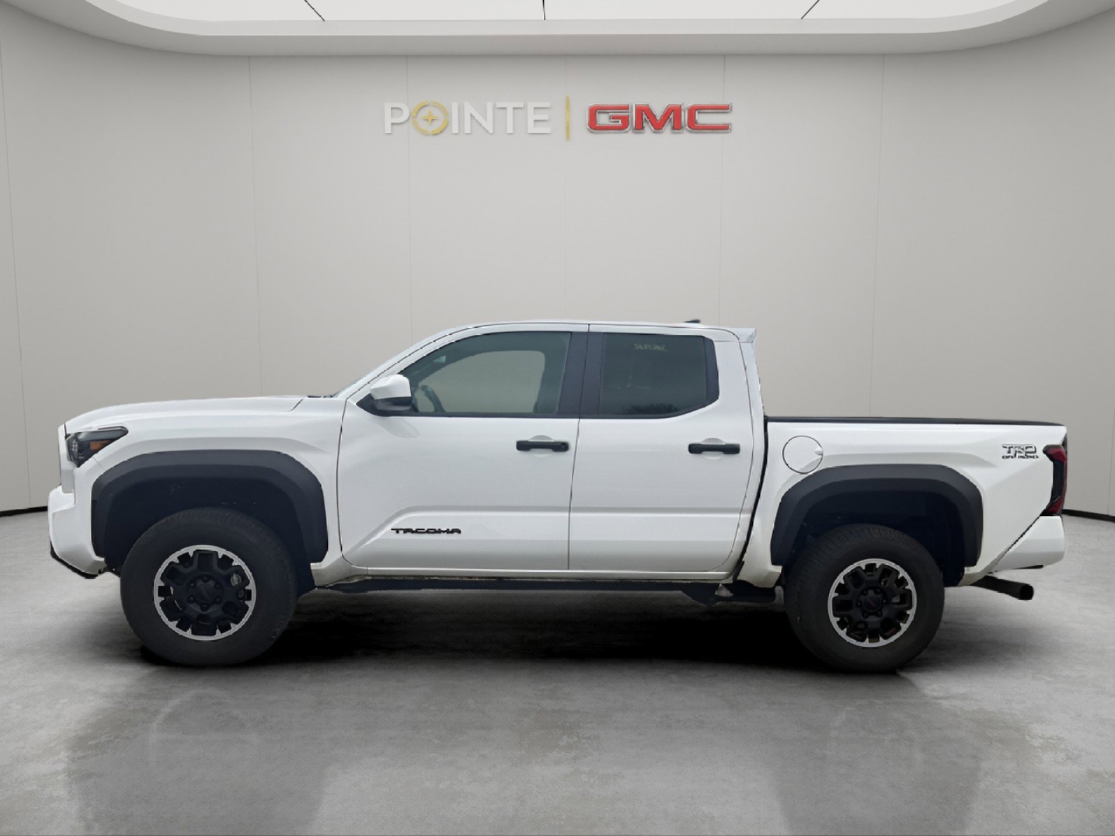 Used 2024 Toyota Tacoma TRD Off-Road AWD/4WD image 7