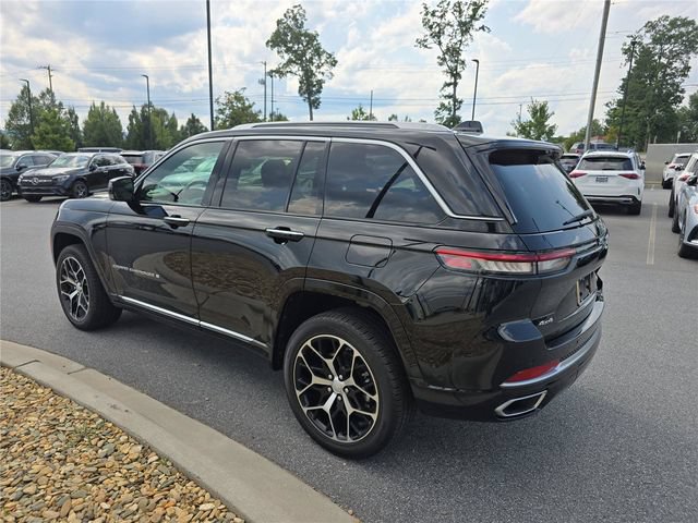 Used 2022 Jeep Grand Cherokee Summit AWD/4WD image 6