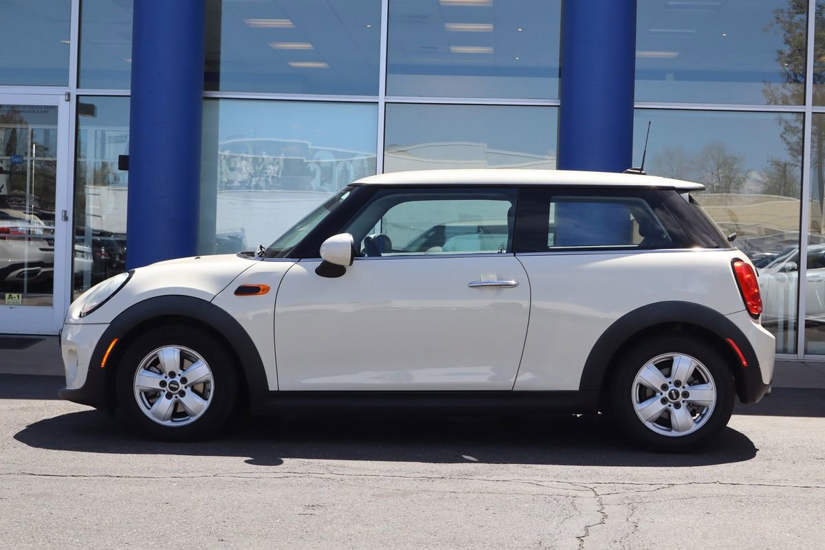Used 2017 MINI Cooper 2-Door Hardtop FWD image 2