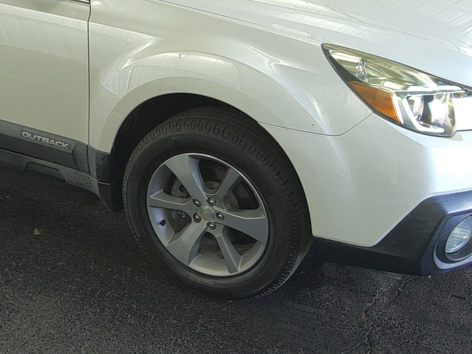 Used 2014 Subaru Outback 2.5i Limited AWD/4WD image 24
