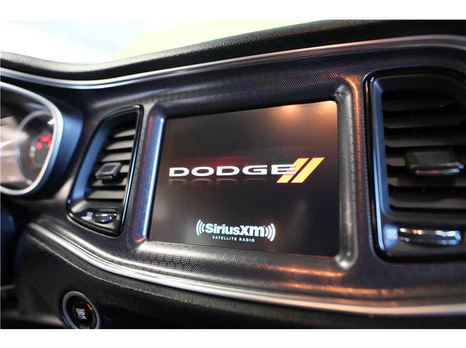 Used 2015 Dodge Challenger R/T Plus RWD image 19