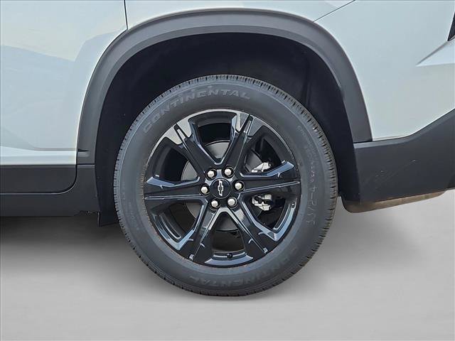 New 2027 Chevrolet Traverse LT w/ Midnight/Sport Edition FWD image 10