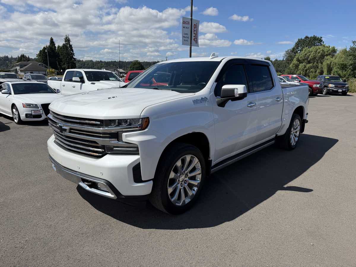 Used 2019 Chevrolet Silverado 1500 High Country w/ Technology Package AWD/4WD image 4