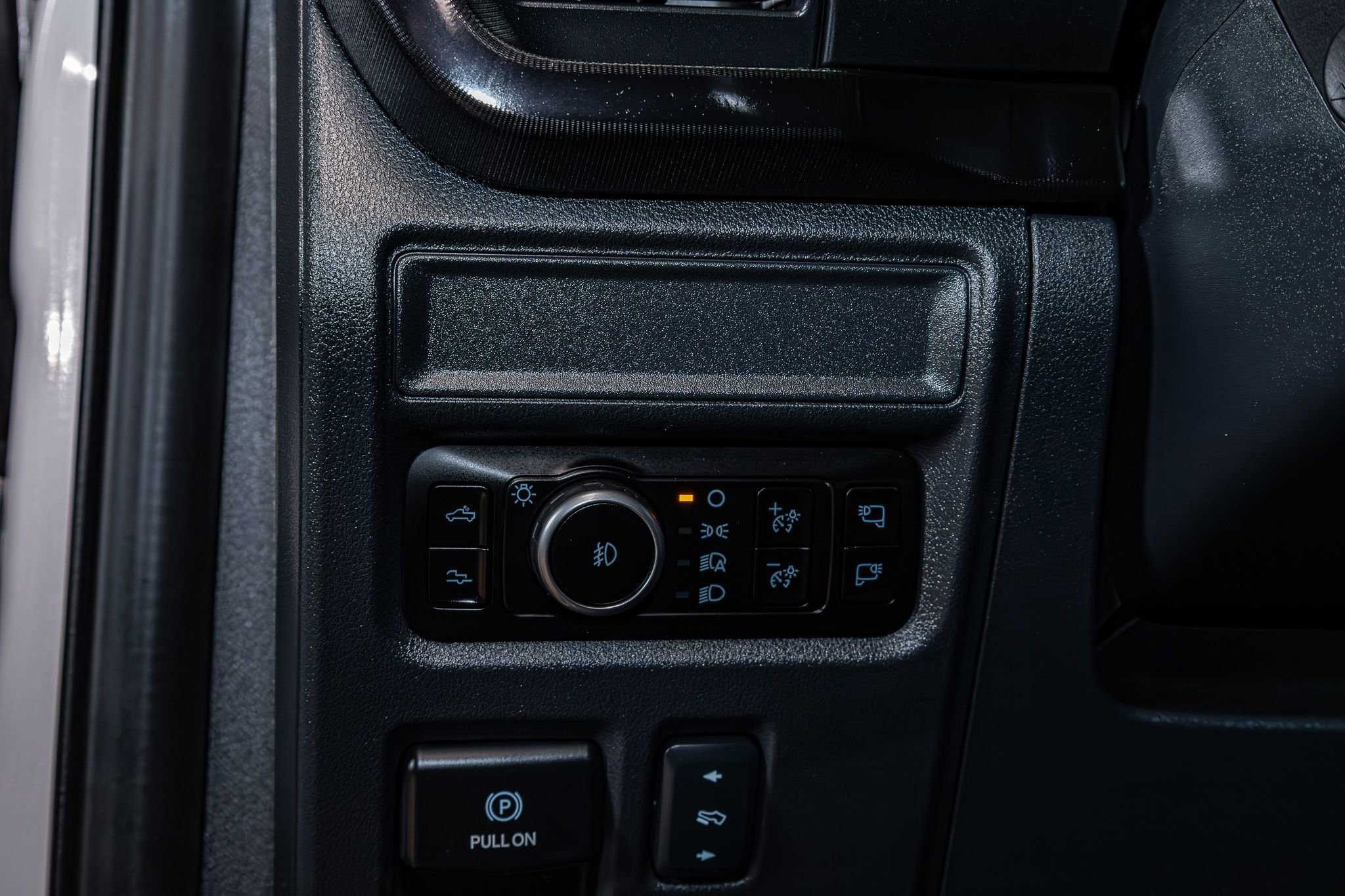 Used 2025 Ford F150 Raptor w/ Equipment Group 803A Raptor R image 15