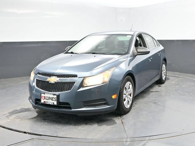 Used 2012 Chevrolet Cruze LS FWD image 6