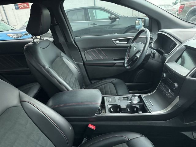 Used 2020 Ford Edge ST-Line image 16