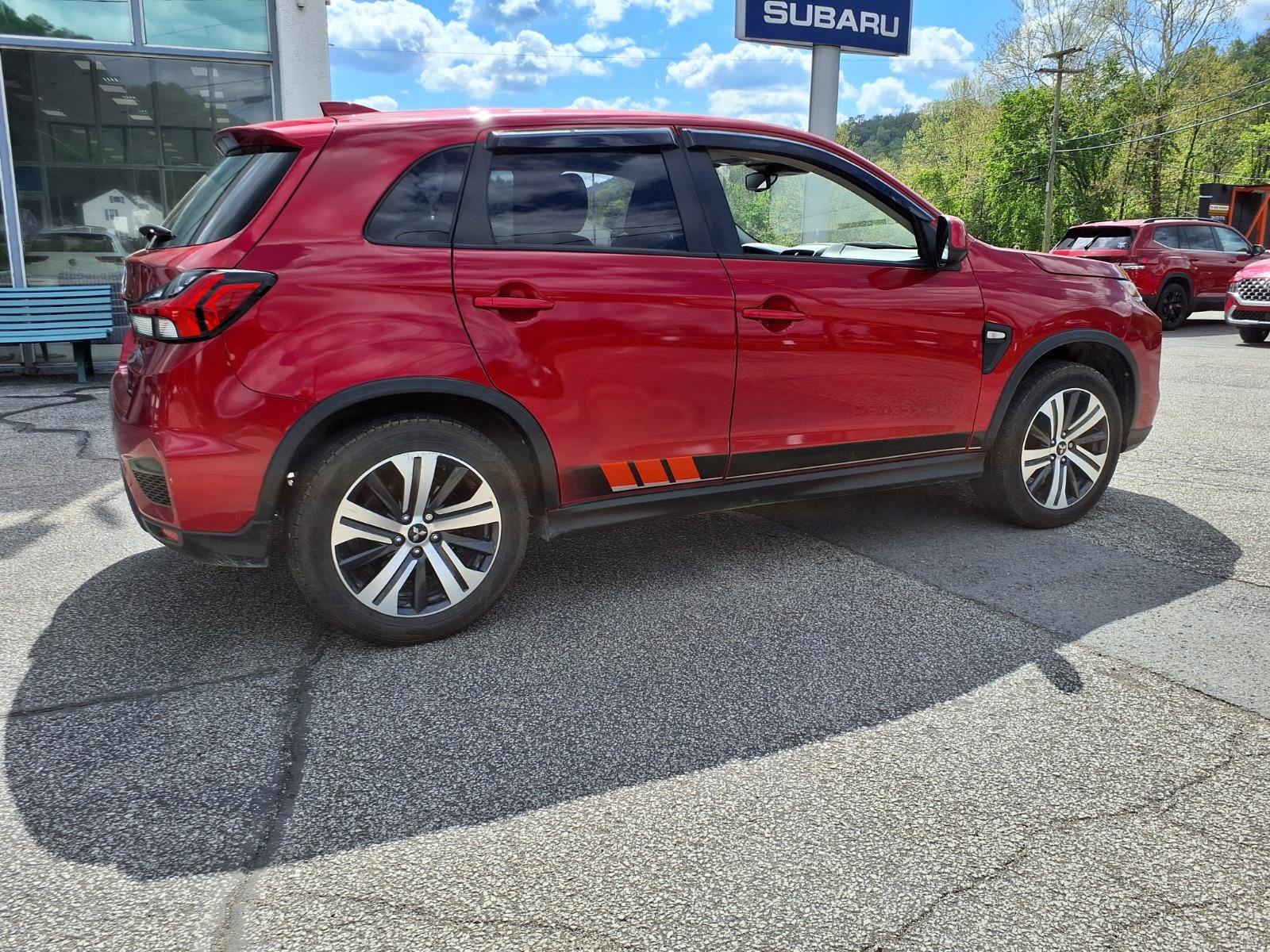 Used 2021 Mitsubishi Outlander Sport ES FWD image 3