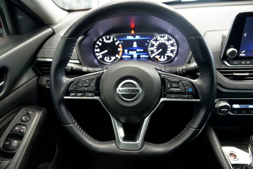 Used 2019 Nissan Altima 2.5 SV image 18