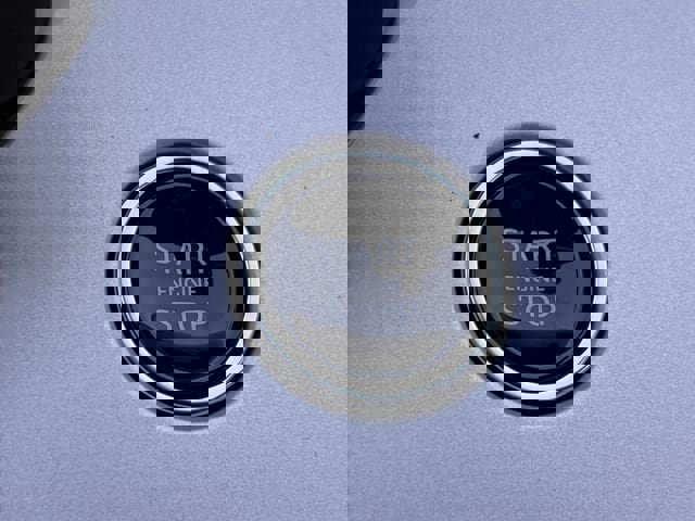 Used 2025 Land Rover Range Rover Long Wheelbase Autobiography image 20