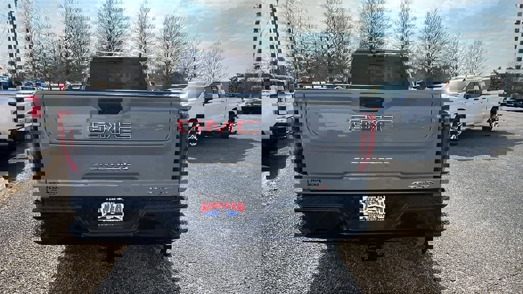 Used 2024 GMC Sierra 2500 AT4X image 6