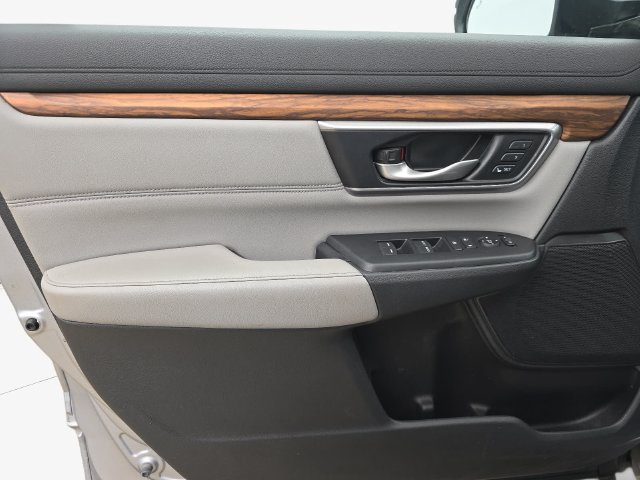Used 2022 Honda CR-V Touring image 26
