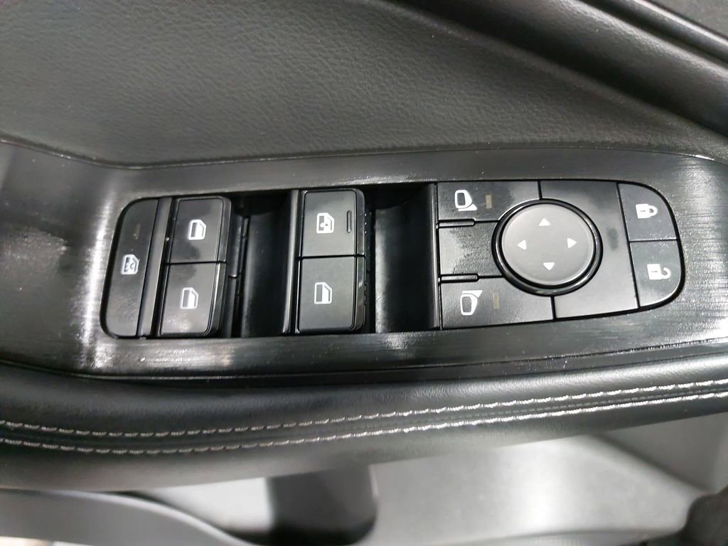 Used 2023 Nissan Rogue SV w/ SV Premium B Package image 28