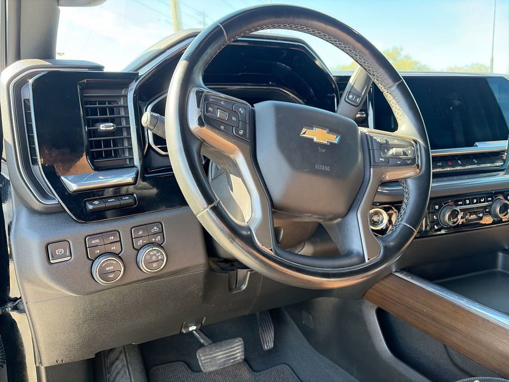 Certified 2024 Chevrolet Silverado 2500 High Country w/ High Country Premium Package image 13