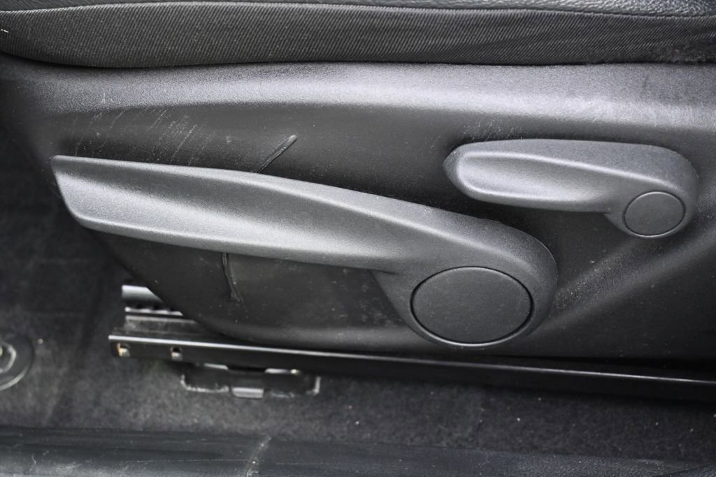 Used 2025 Jeep Compass Trailhawk image 14