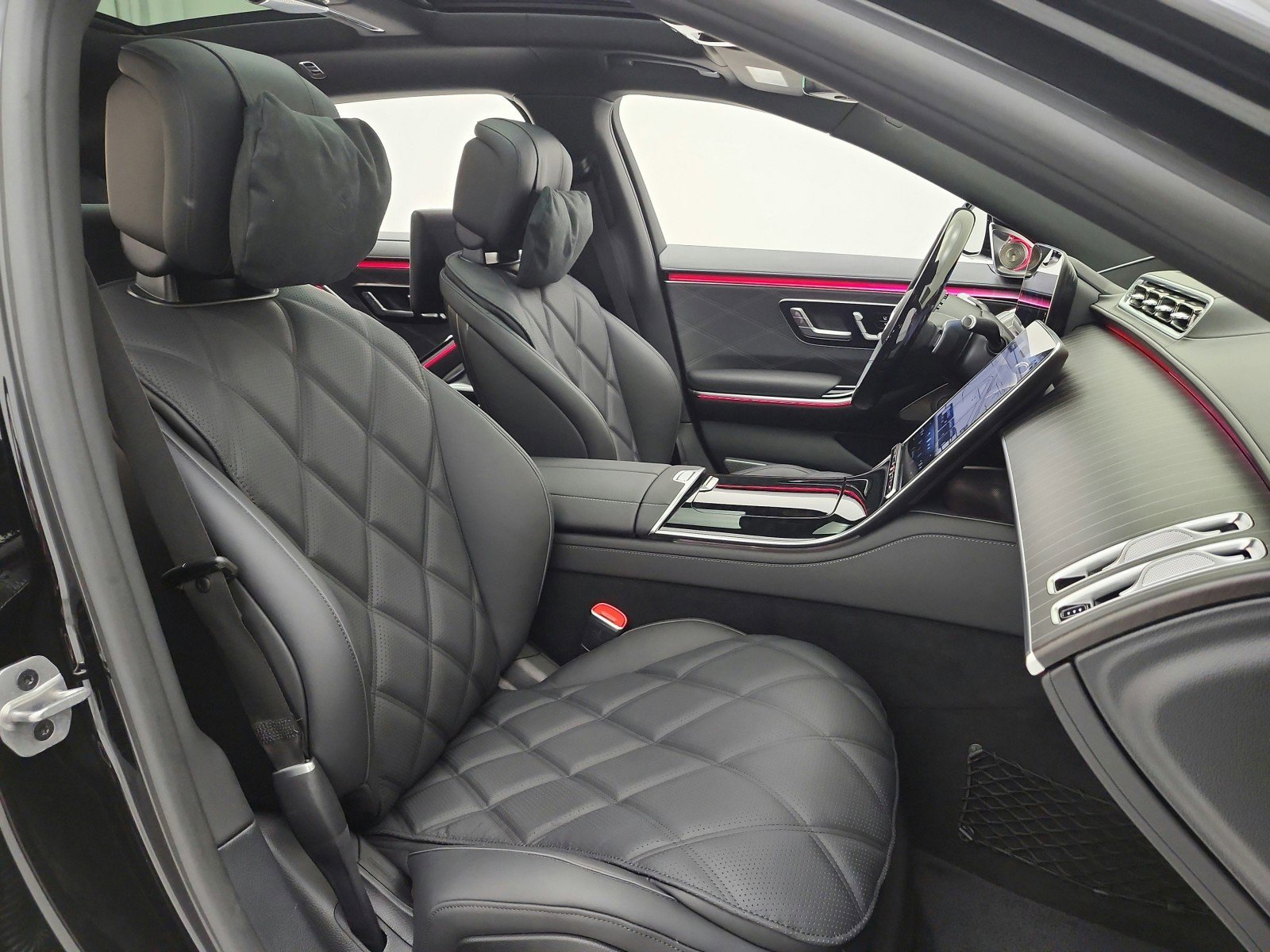 New 2026 Mercedes-Benz Maybach S 580 4MATIC image 13