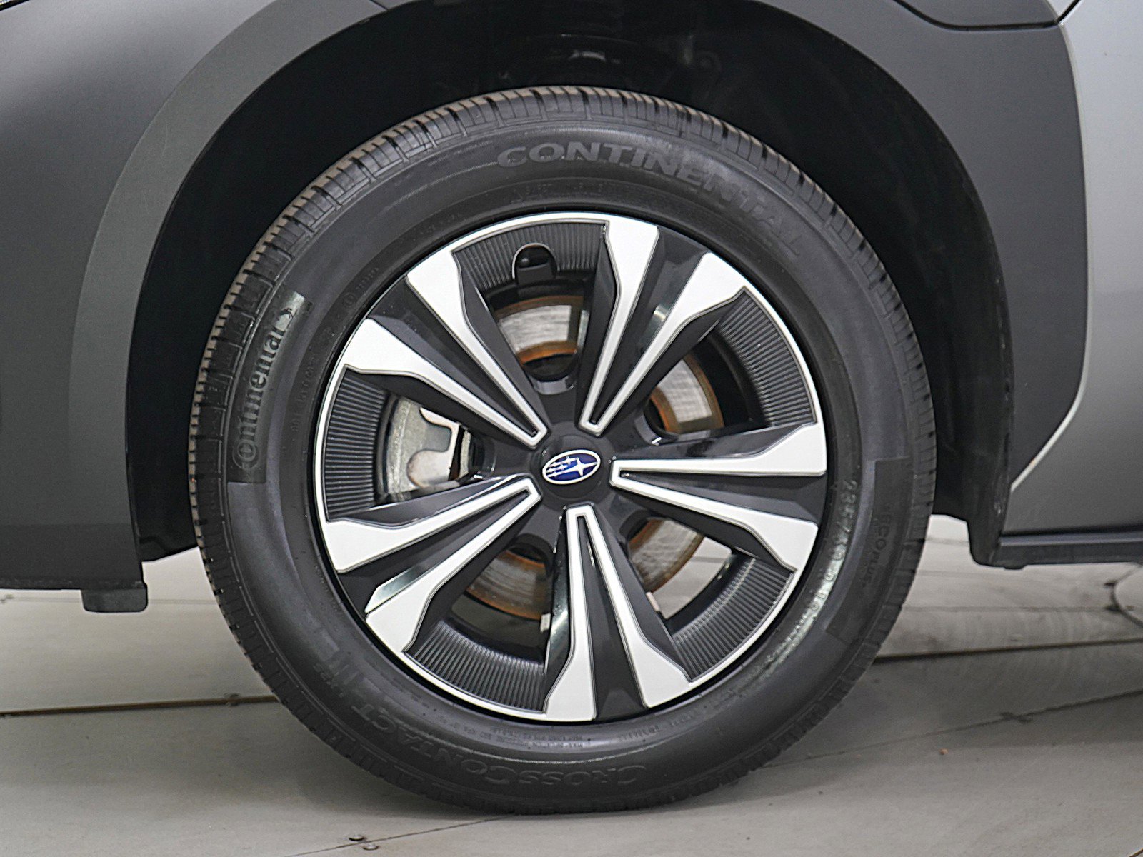 Used 2024 Subaru Solterra Premium image 27